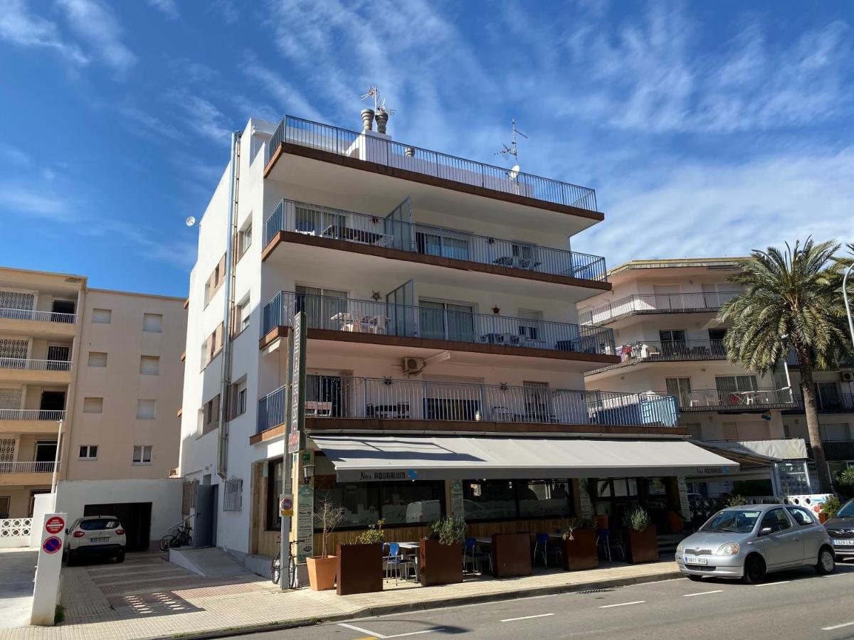 Apartamentos Aquarium. 150 Metros Playa. Rosas Exterior foto